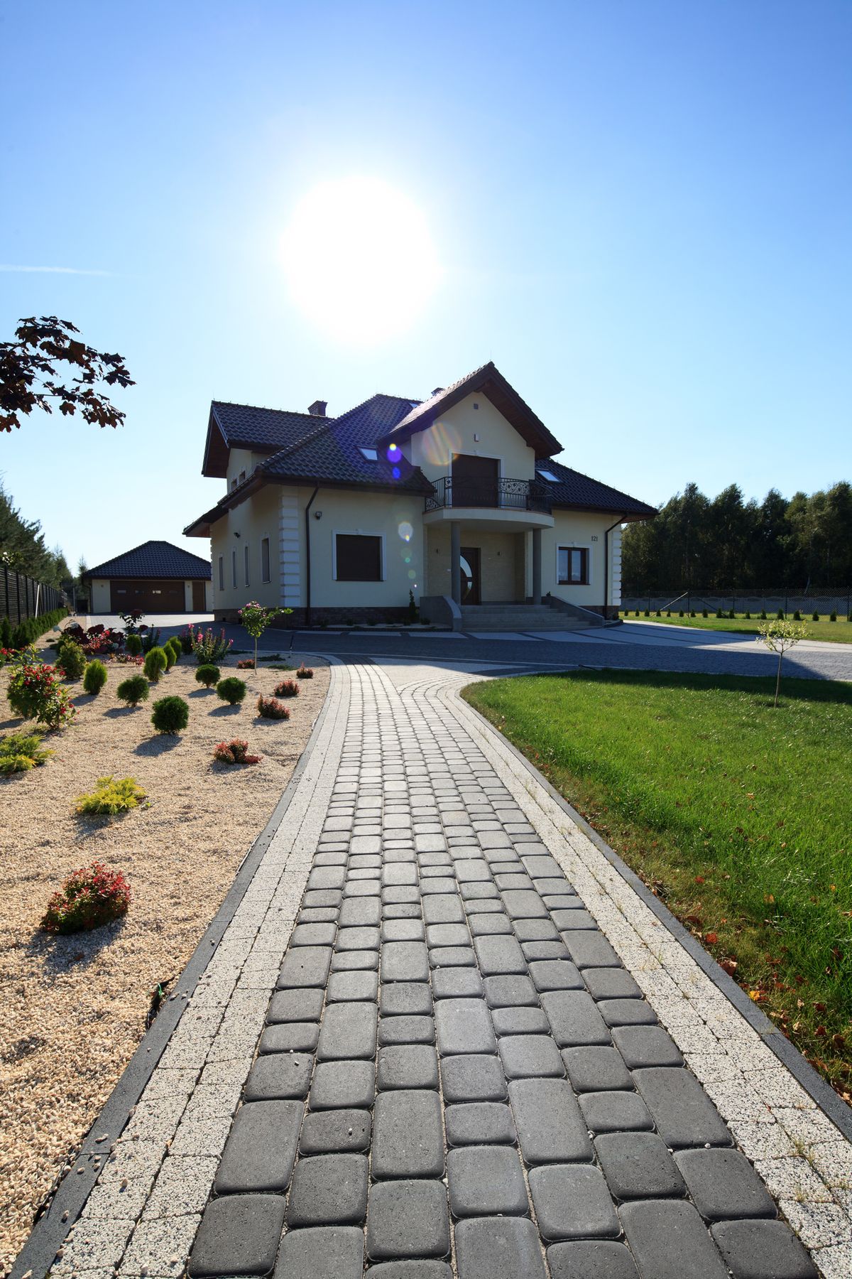 Укладка брусчатки, плитки,   дикого камня